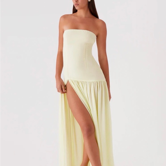 Peppermayo Dresses & Skirts - Peppermayo Strapless Maxi Dress in Pale Yellow with High Slit